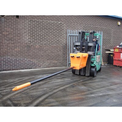 Fork Mounted Carpet Pole