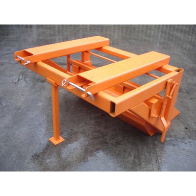 Fork Mounted Underslung Scoop