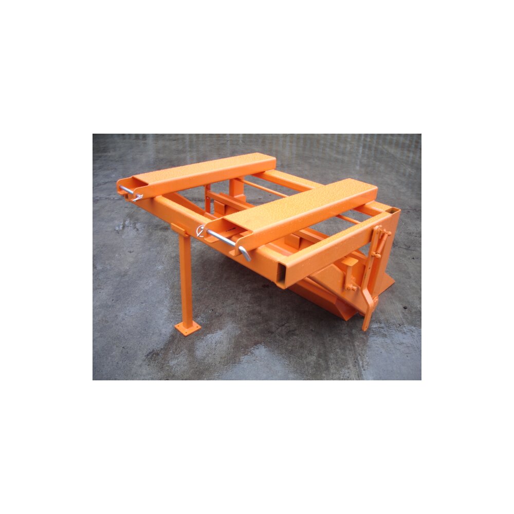 Fork Mounted Underslung Scoop