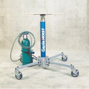 Genie Gas Powered 'Superhoist'