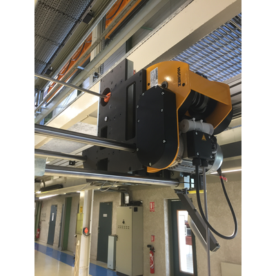 Electric winch MOTORBOX in use